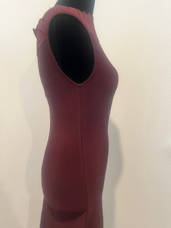 ✨ Marciano by Guess Knit Bodycon Dress – Size Medium (Runs Small) ✨  Turn heads - Picture 5 of 9